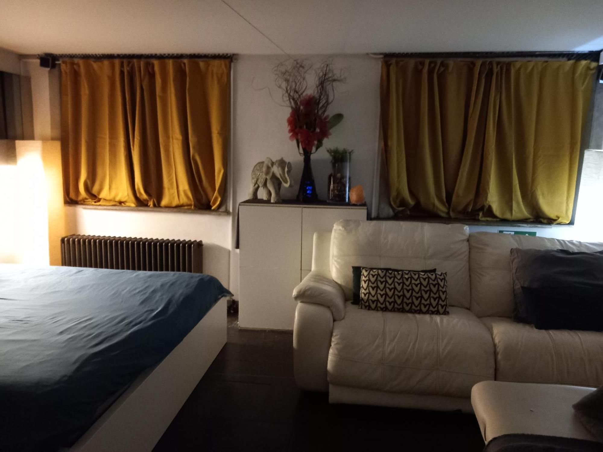 Nice And Cosy Place With Jacuzzi And Sauna To Relax In The Centre Of Antwerp Luaran gambar