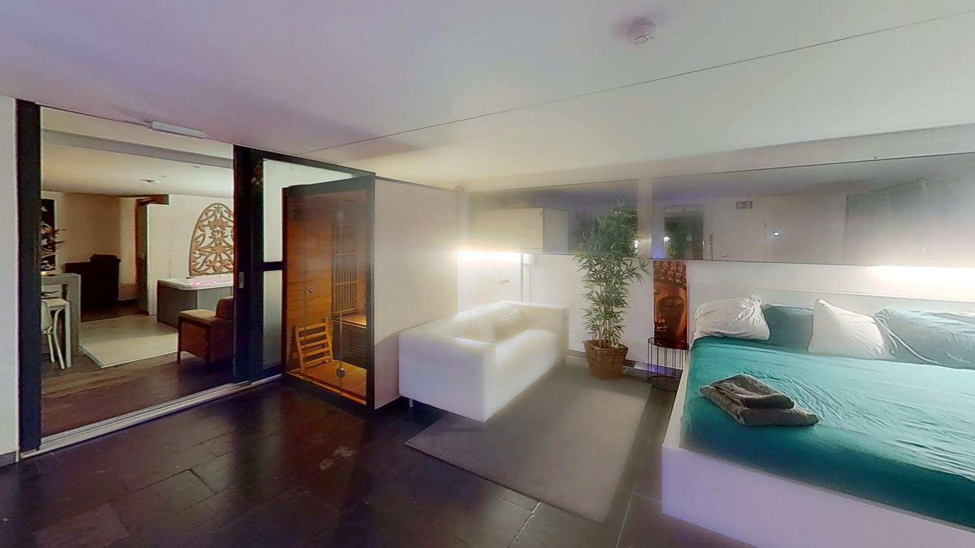Nice And Cosy Place With Jacuzzi And Sauna To Relax In The Centre Of Antwerp Luaran gambar